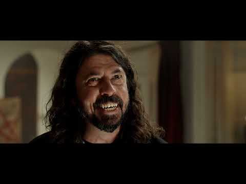 Dave Grohl Gets Possessed By The Devil In The Trailer For Foo Fighters Horror Movie 'Studio 666'